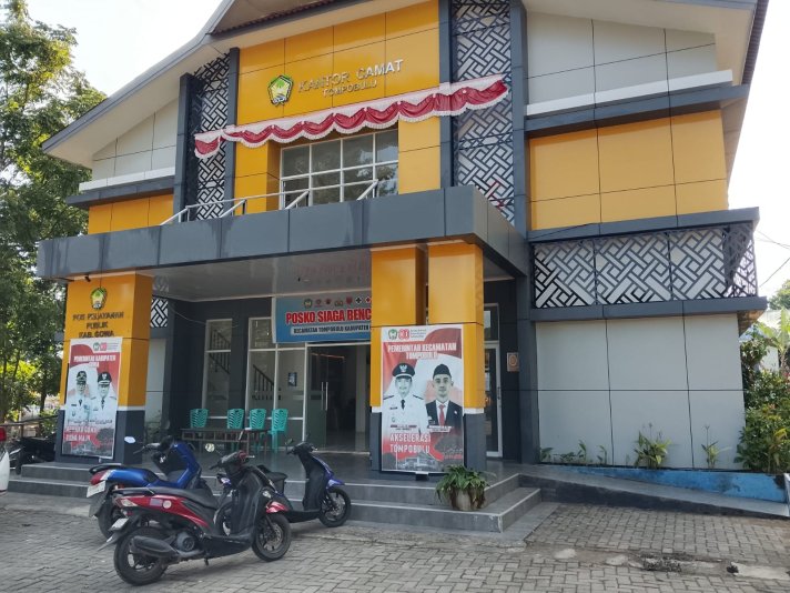EVALUASI KINERJA PEMERINTAHAN: KEHADIRAN DAN TANGGUNG JAWAB CAMAT TOMPOBULU MENJADI FOKUS PENGAWASAN