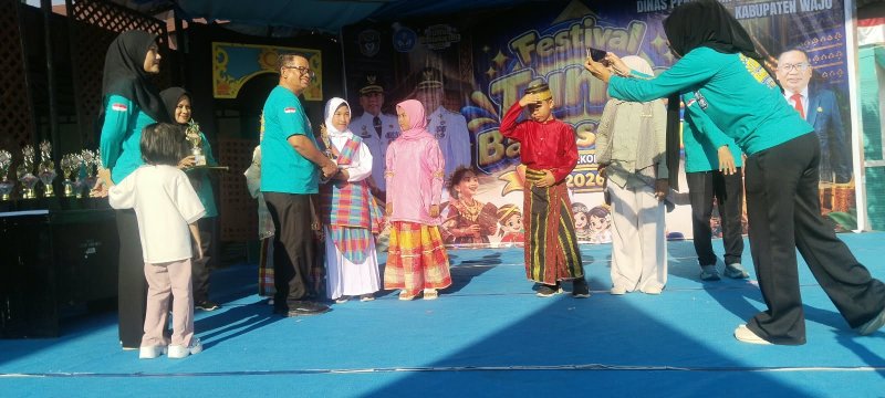 Dinas Pendidikan Kabupaten Wajo Perlombaan Tunas Bahasa Ibu Di Tingkat SD dan SMP se-Kabupaten Wajo.